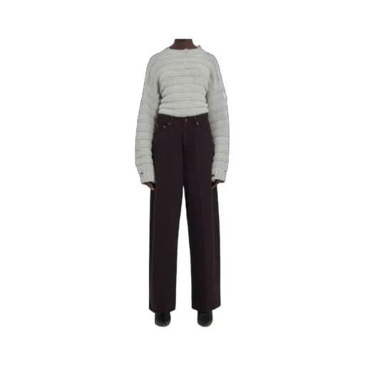 Wide-Leg Jeans