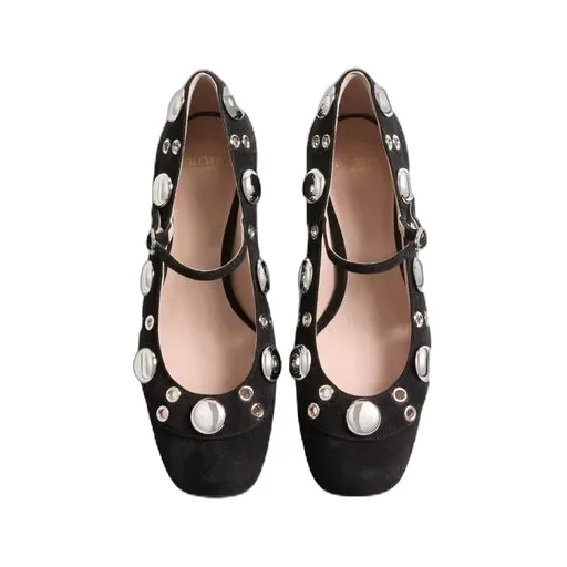 Valentino Vlogo Signature Eyelet Detailed Pumps