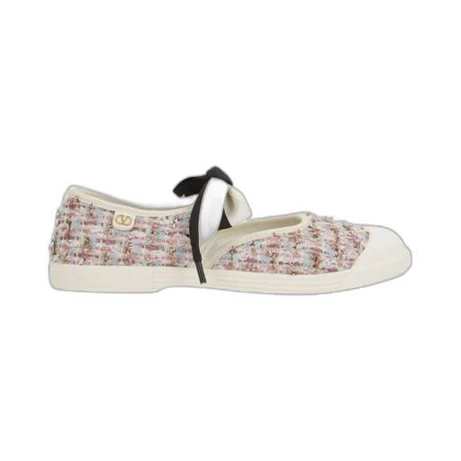 Round Toe Casual Shoes