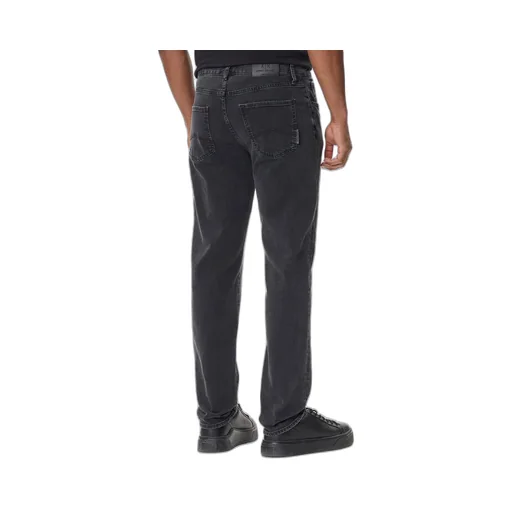 Belt Loop Jeans