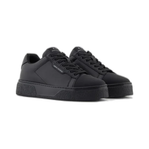 Round Toe Low Top Sneakers