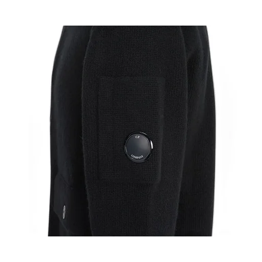 Button-Down Long-Sleeved Knitwear