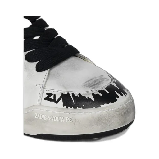 Fly Wings Sneakers