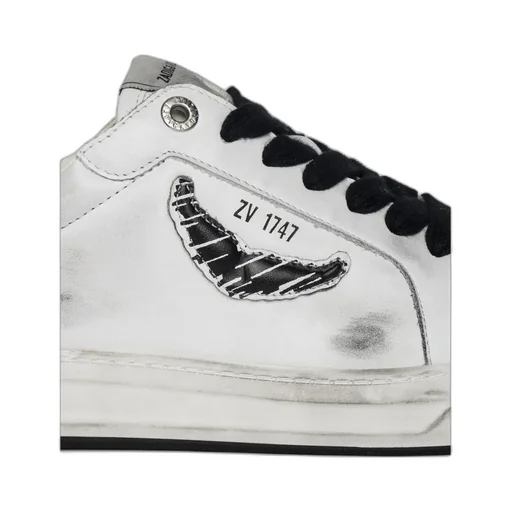 Fly Wings Sneakers