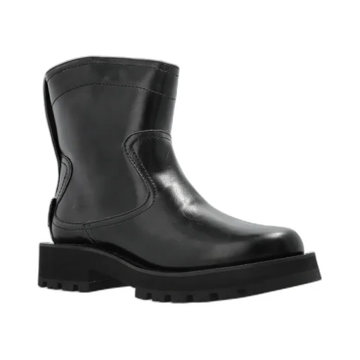 Boots In Low Black Oleatex