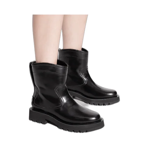 Boots In Low Black Oleatex