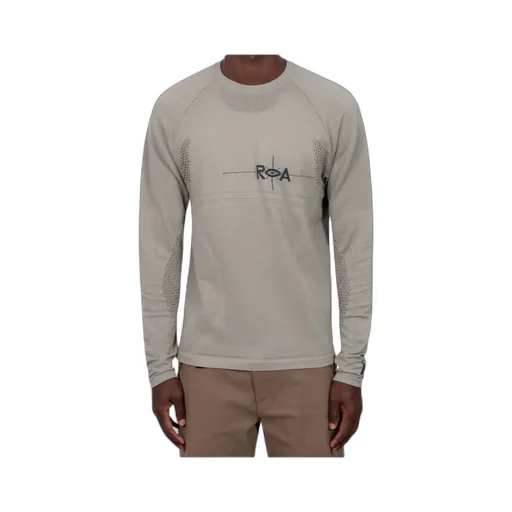 Seamless Long-Sleeve T-Shirt