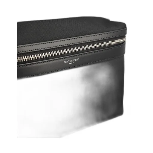 Zip-Fastening Backpack