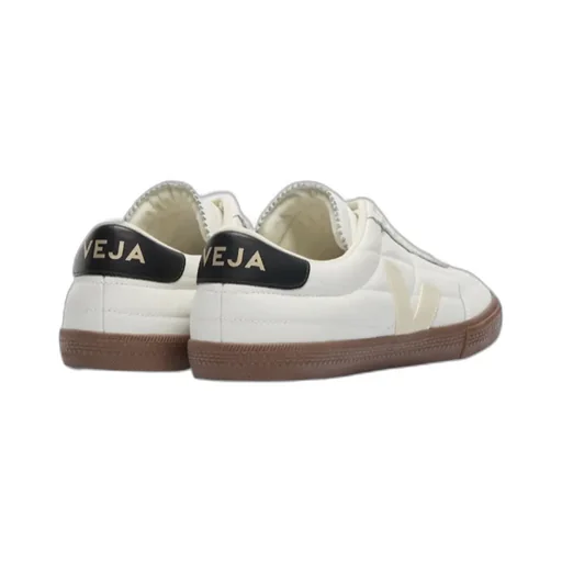 Veja Panenka Low-Top Sneakers