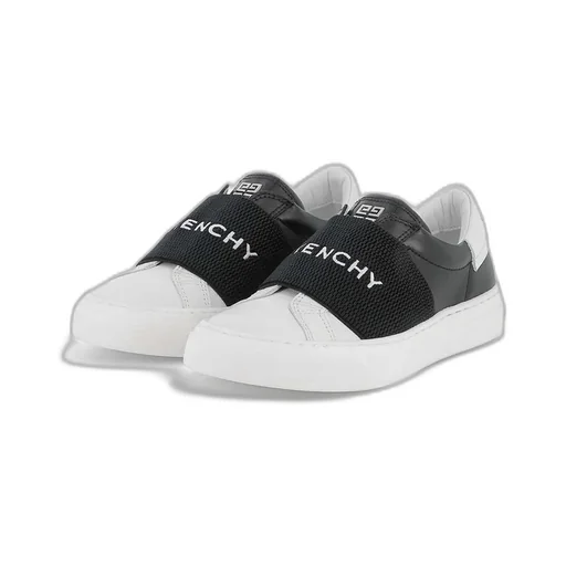 Slip-On Sneakers