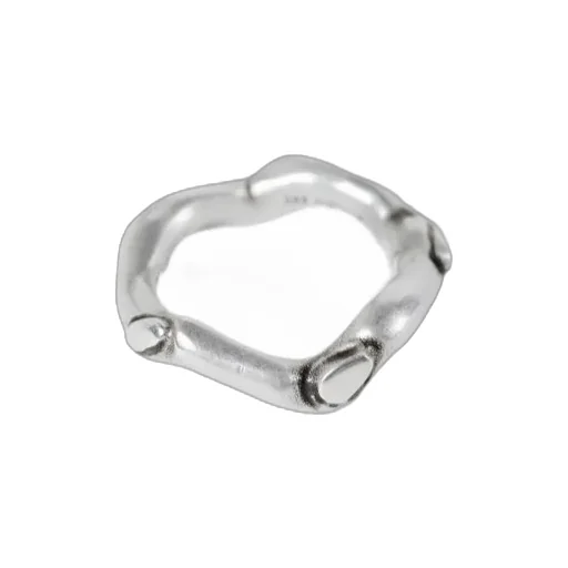 Futuristic Thorn Ring
