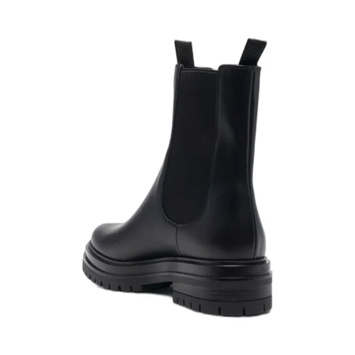 Gianvito Rossi Round-Toe Ankle Chelsea Boots