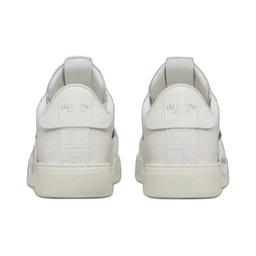Valentino Vl7N Round Toe Lace-Up Sneakers
