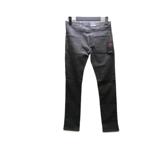 Straight Jeans