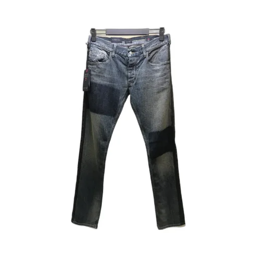 Straight Jeans