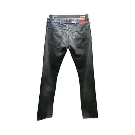 Straight Jeans