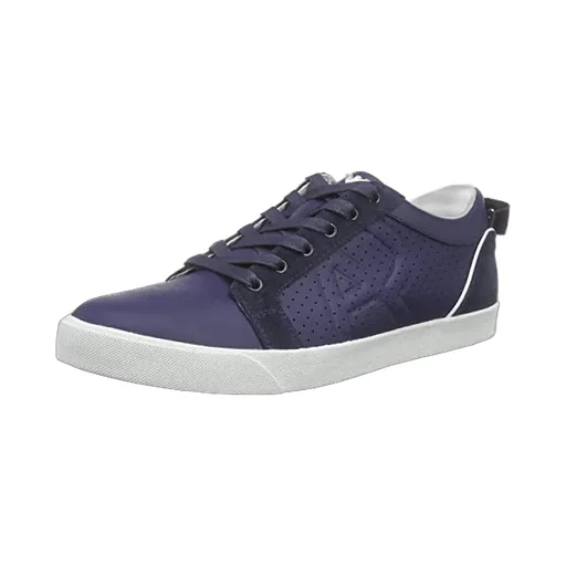 Logo Details Casual Sneakers