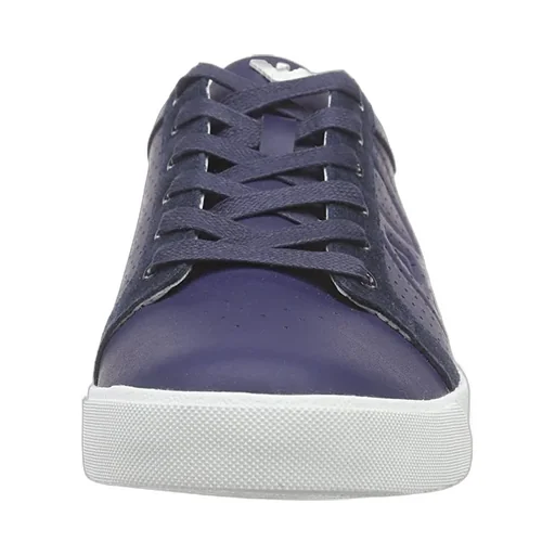 Logo Details Casual Sneakers
