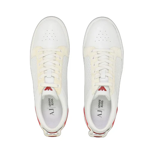 Logo Details Casual Sneakers