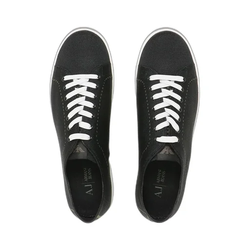 Logo Details Casual Sports Shoes