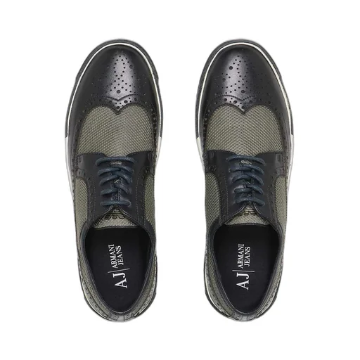 Stitching Detail Casual Sneakers