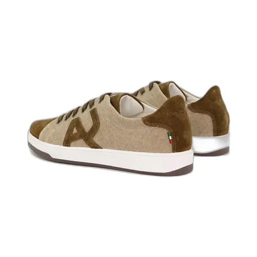 Logo Low-Top Leisure Sneakers