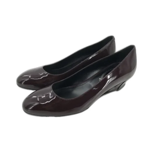 Logo Details Heels