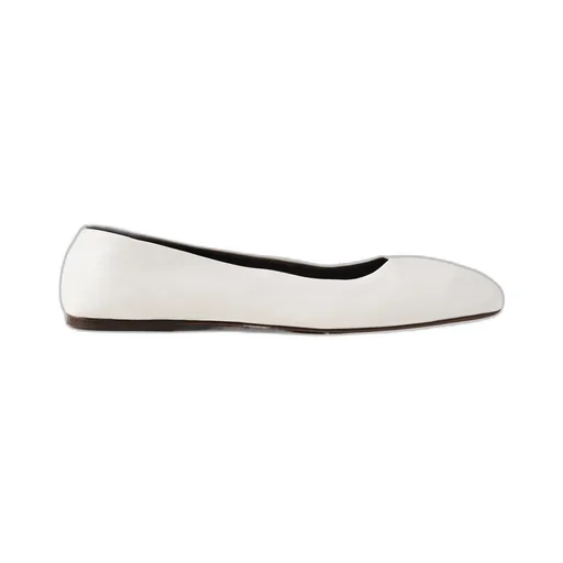 Square-Toed Ballet Shoes