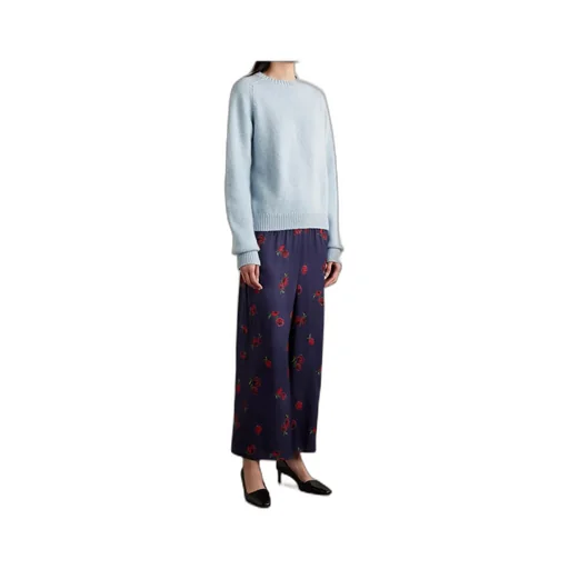 Long-Sleeved Knitwear