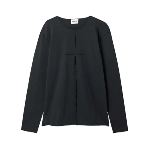 Long-Sleeved T-Shirt