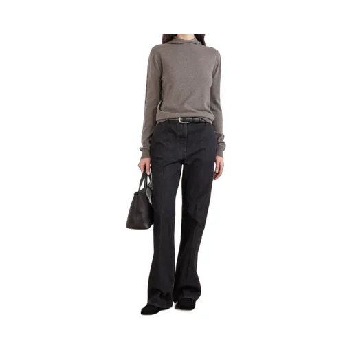 Long-Sleeved Knitwear