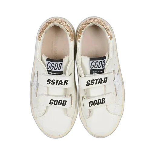 Round Toe Sneakers
