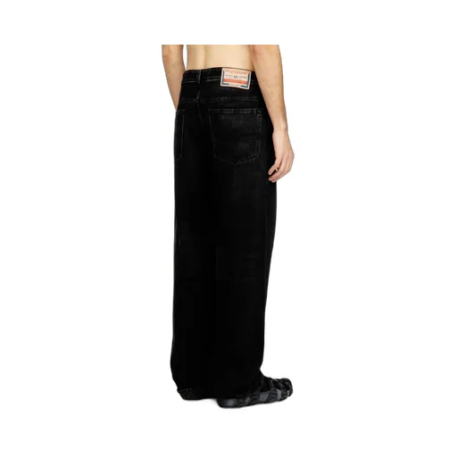 Diesel 2001 D-Macro 09P09 Relaxed Jeans