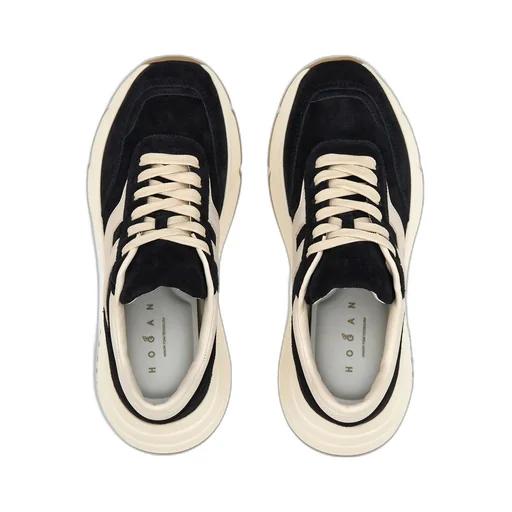 Sneakers Round Toe Contrast Sole Design