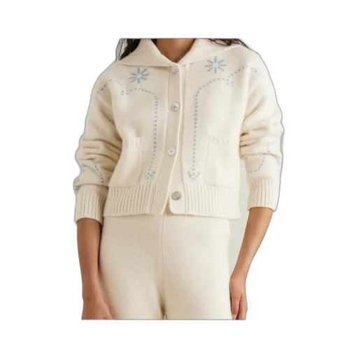 Long-Sleeved Knitwear