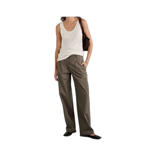 Crew Neck Vest