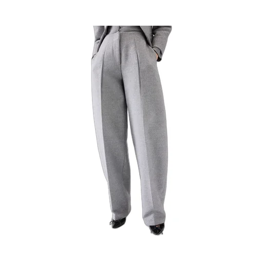 Curvo Pleated Casual Pants