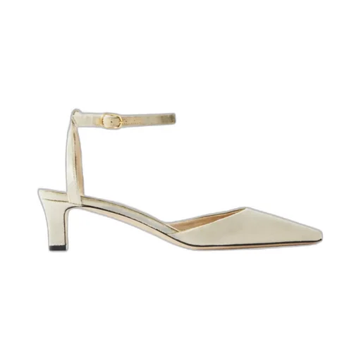 Carla Velvet Pumps