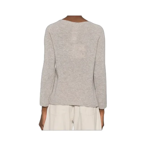 Long-Sleeved Knitwear