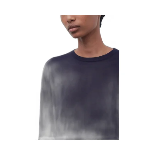 Long-Sleeved Round-Neck Top