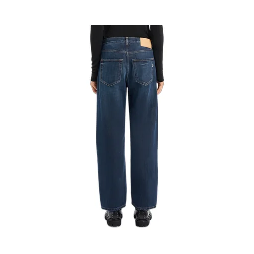 Button Jeans
