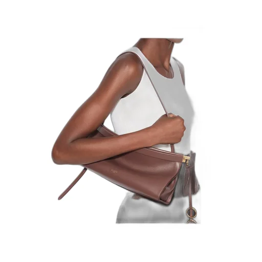 Alaa Le Click East West Medium Shoulder Bag