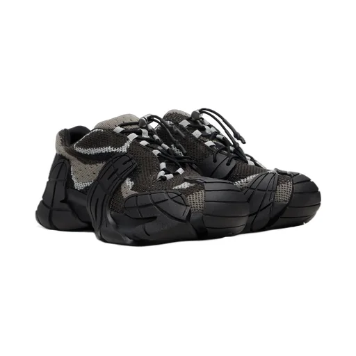 Tormenta Pull-Tab Sneakers