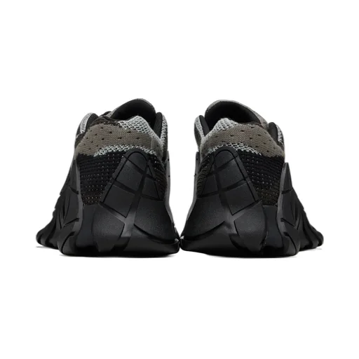 Tormenta Pull-Tab Sneakers