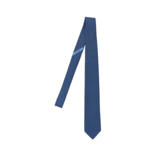 Pointed Tie