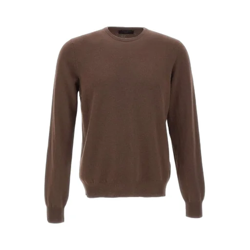 Long-Sleeved Pullover