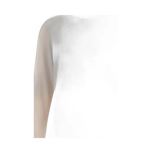 Long-Sleeved Crew Neck Sweater