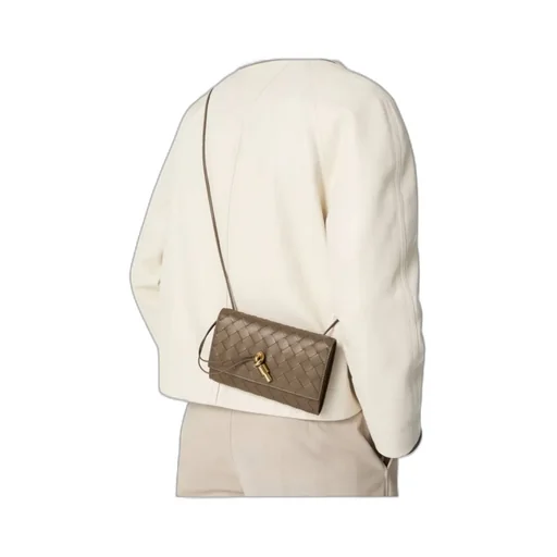 Andiamo Pouch On Strap