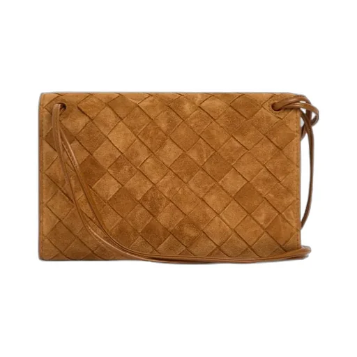 Andiamo Pouch With Strap