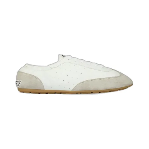 Lewis Sneakers